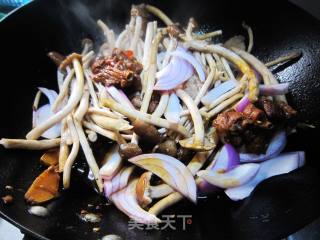 Griddle Duck Leg Tea Tree Mushroom recipe