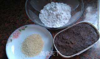 Sesame Glutinous Rice Ball recipe