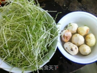 Turnip Seedlings and Taro Soup recipe