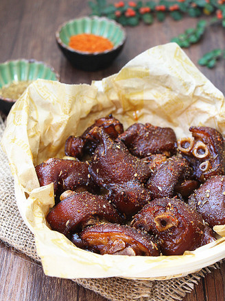 Spicy Roast Pork Trotters recipe