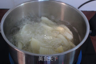 Braised Chicken with Winter Bamboo Shoots recipe