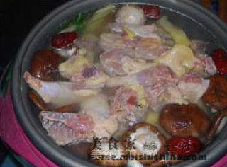 Simple and Delicious Tender Chicken Hot Pot recipe