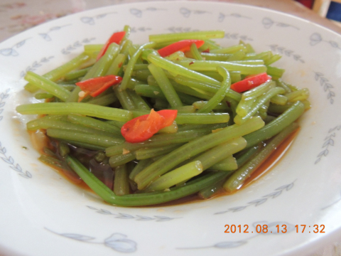 Cold Sweet Potato Stems recipe