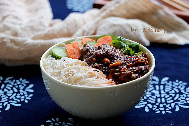 Spicy Beef Rice Noodles recipe