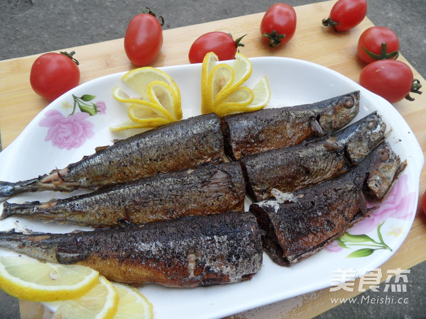 Fried Saury with Lemon recipe