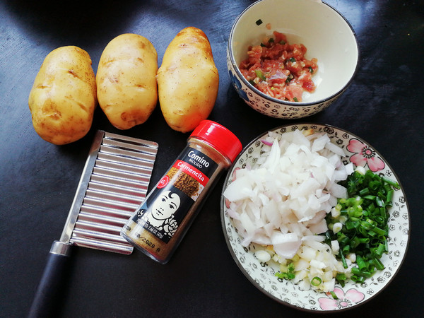 Minced Pork with Cumin and Spike Potatoes recipe