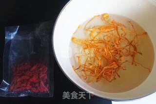 Winter Health Cordyceps Flower Wolfberry Porridge recipe