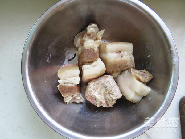 Stir-fried Twice Cooked Pork with Fungus recipe