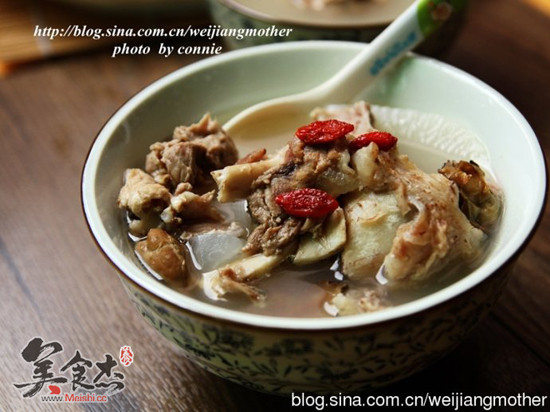 Radish Pot Pork Bone Soup recipe