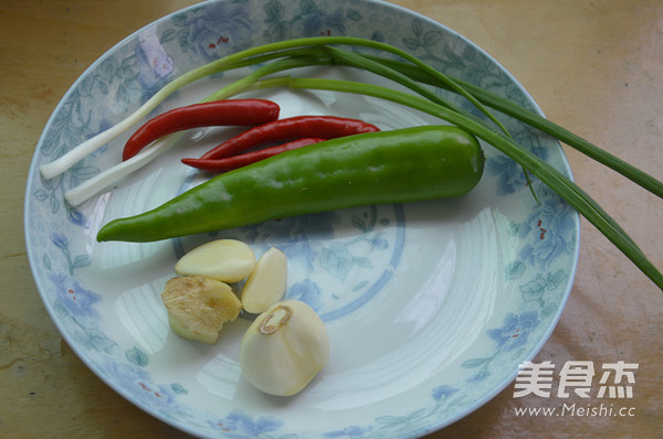 Spicy Stir-fried Flower Jia recipe