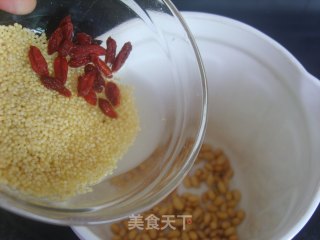 【nutrition Rice Juice】——millet Chinese Wolfberry Rice Juice recipe