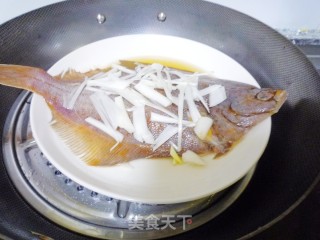 Yellowtail Flounder with Scallion Oil recipe