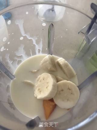 Banana Papaya Milkshake recipe