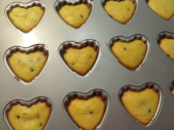 Passion Fruit Heart Shaped Madeleine recipe