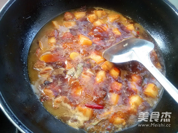 Fragrant Glutinous Braised Pork recipe