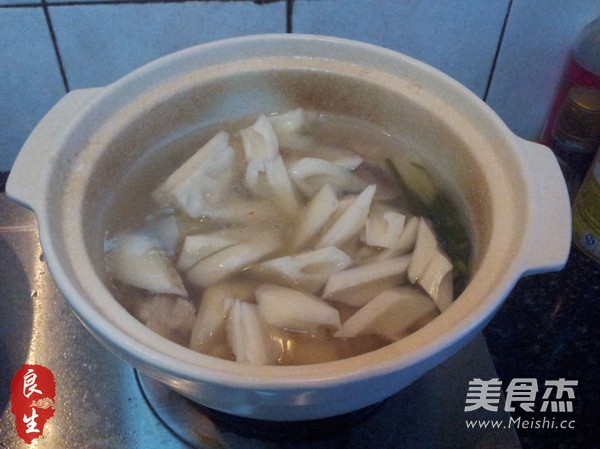 Lotus Root Pork Ribs Soup recipe