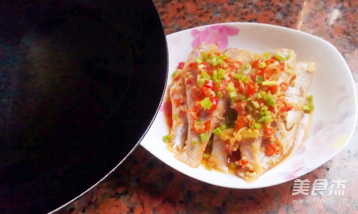 Chopped Red Pepper Fish recipe