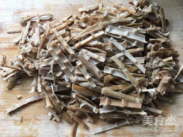 Stir-fried Dried Bamboo Shoots recipe