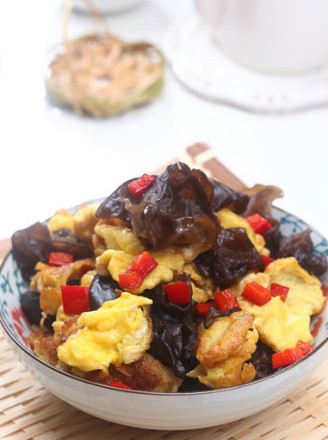 Scrambled Eggs with Fungus