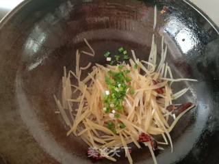 Hot and Sour Fried Potato Shreds recipe