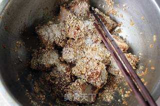 Steamed Pork Ribs with Lotus Spice Powder recipe