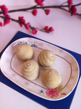 Matcha Spiral Pastry recipe