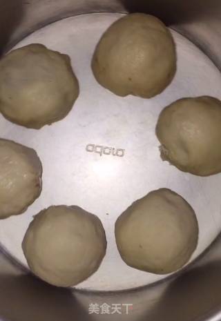 Egg Yolk Buns recipe