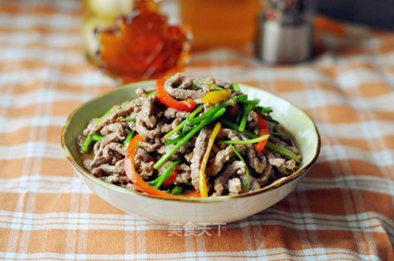 Stir-fried Shredded Beef with Coriander recipe