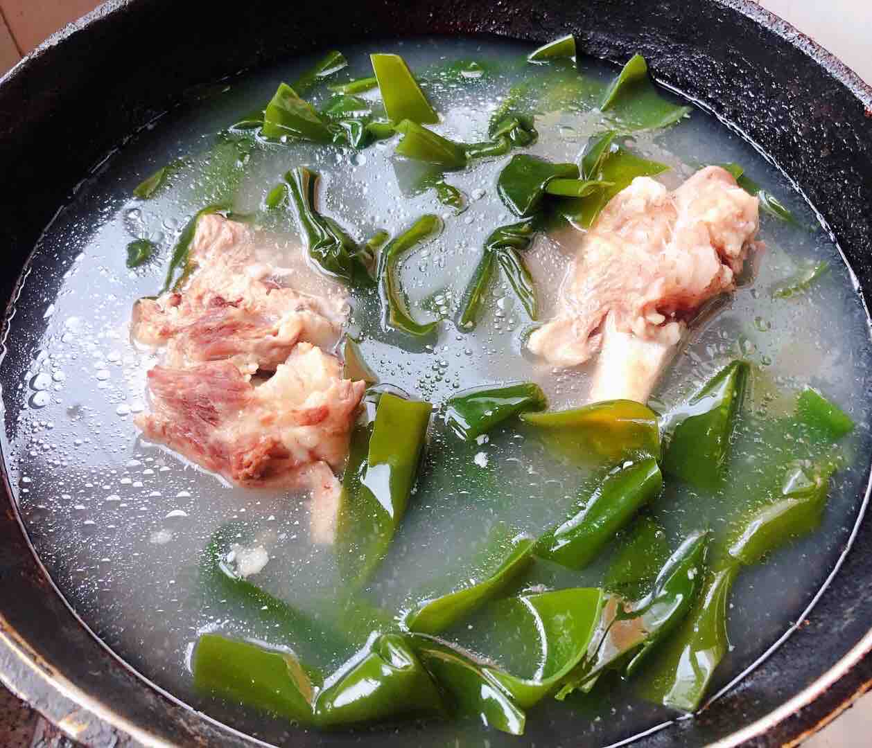 Seaweed Tofu Soup recipe