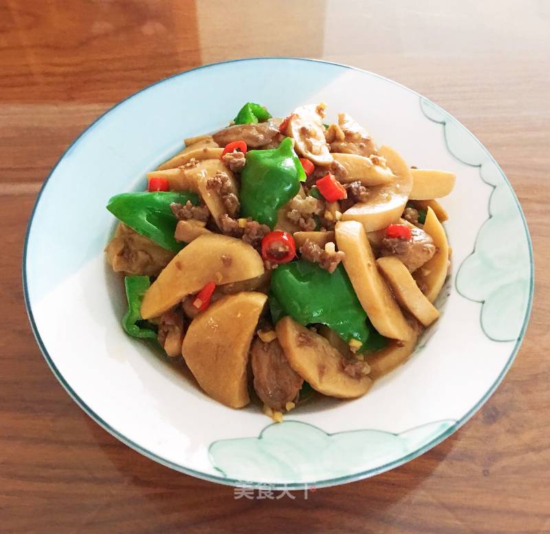 Fried Pleurotus Eryngii and Green Pepper recipe