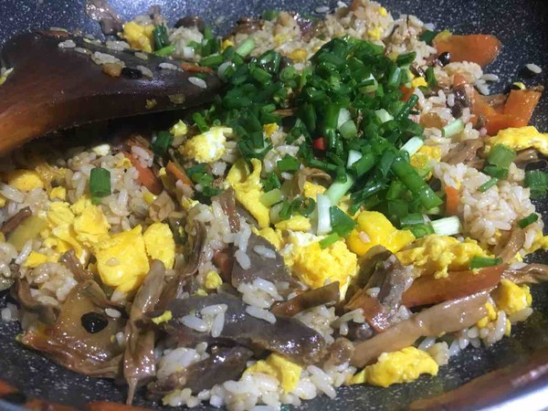 Fried Rice with A Lot of Ingredients recipe