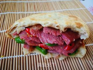 #团圆饭#bread with Beef recipe