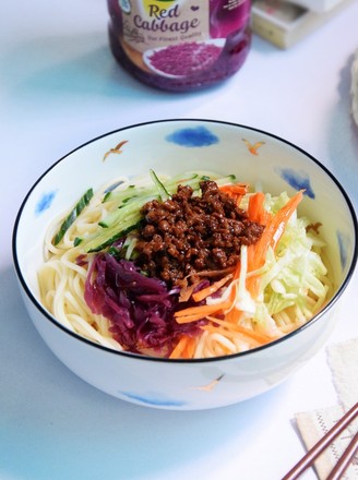 Noodles with Minced Meat and Vegetables