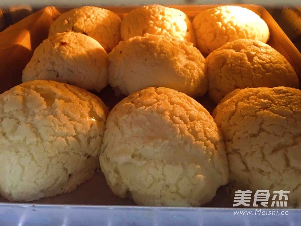 You Think I Am Pineapple Bun, But I Am Mochi Bread recipe