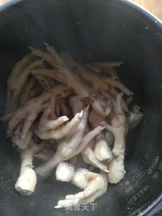 Local Specialty (special Fragrant Chicken Feet) recipe