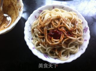 Hot Noodles with Sesame Paste recipe