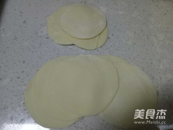 Dumpling Wrappers with Sauce recipe