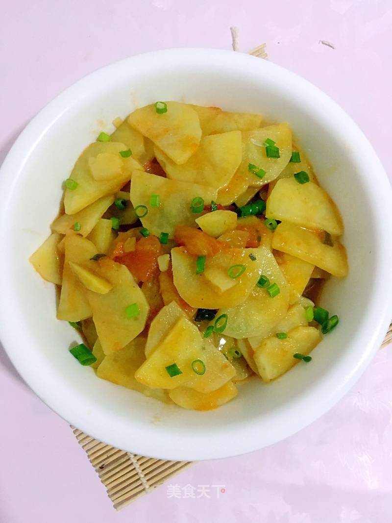 Stir-fried Potatoes with Tomatoes recipe