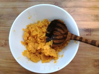 Baked Yam with Salted Egg Yolk recipe