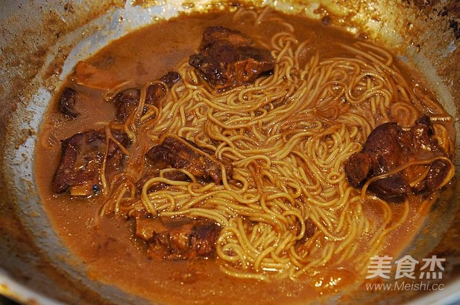 Ribs Braised Noodles recipe