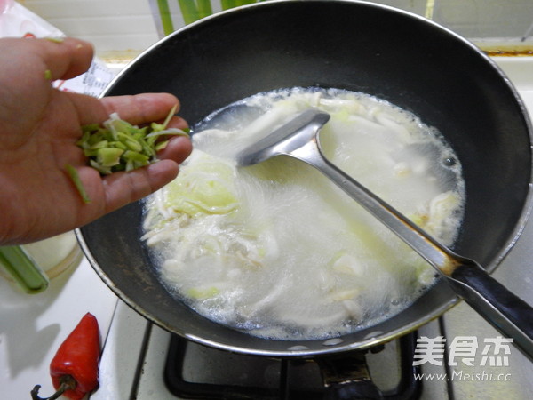 Baby Vegetable and White Jade Mushroom Soup recipe