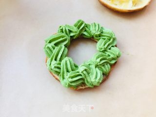 Matcha Wheel Puffs recipe