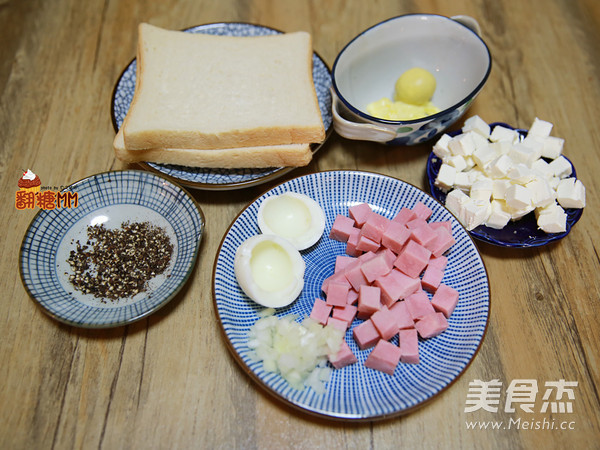 Assorted Bread Tower recipe