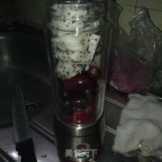 Dragon Fruit Grape Juice recipe