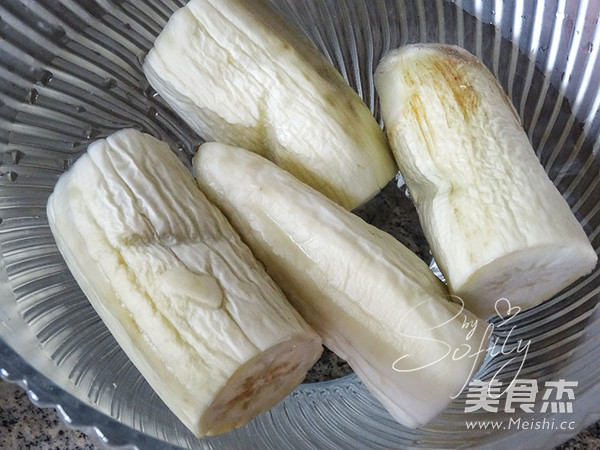 Shredded White Eggplant with Cold Dressing recipe