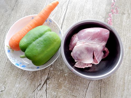 Stir-fried Pork Heart with Sweet Pepper recipe