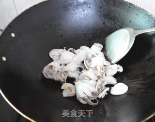 Braised Tofu with Octopus recipe