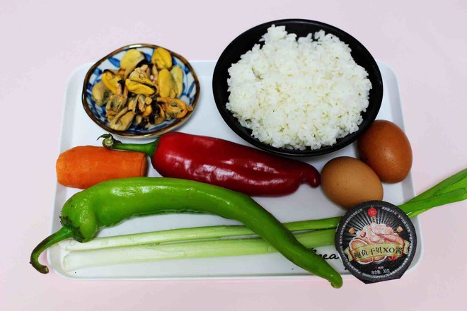 Assorted Egg Fried Rice with Haihong Garlic recipe