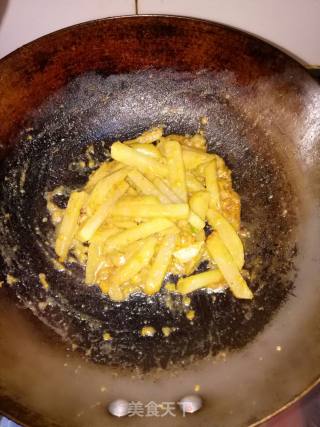 Stewed Potatoes with Egg Yolk recipe