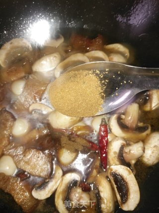 Pork with Quail Egg and Mushroom recipe